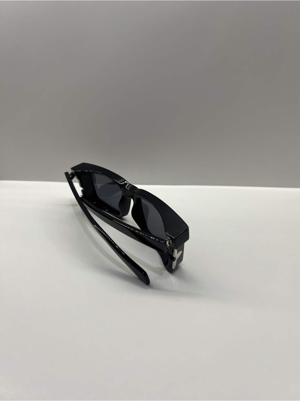 Louis Vuitton Black Sunglasses - Picture 3 of 3